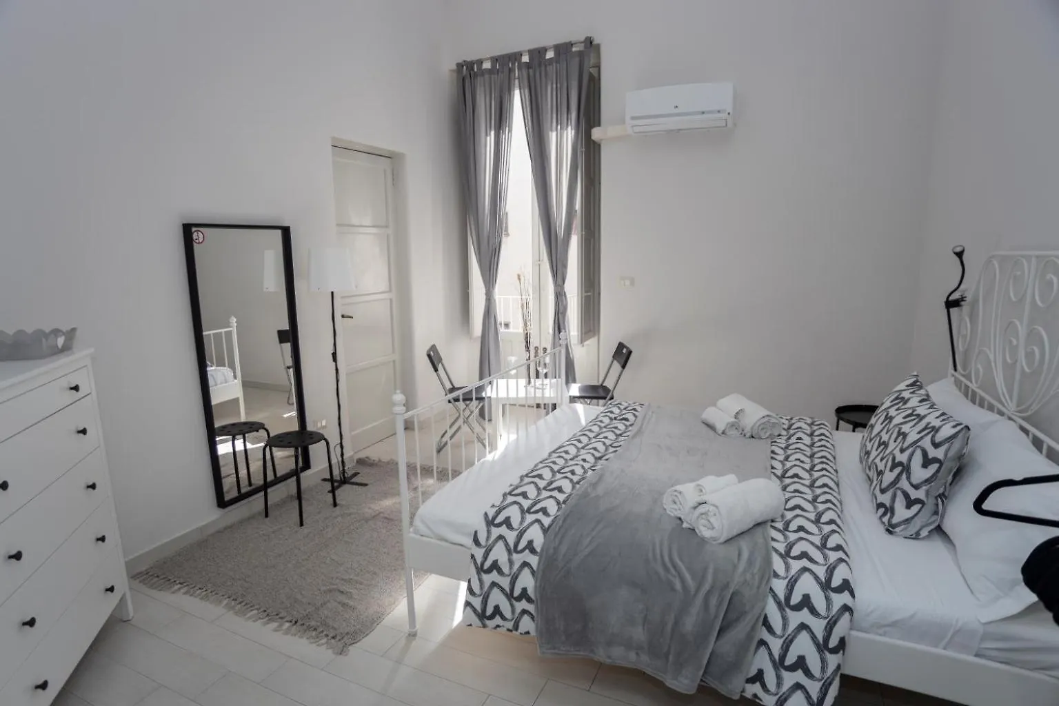 Shr-Sicily Holiday Rooms Catane 0*,  Italie