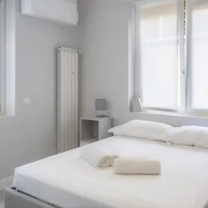 https://pergolesi-6-accogliente-e-moderno-a-due-passi-da-tutto.italymilanhotels.net