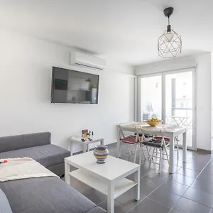  Appartement New Joliette Comfortable Well Located With Private Parking France