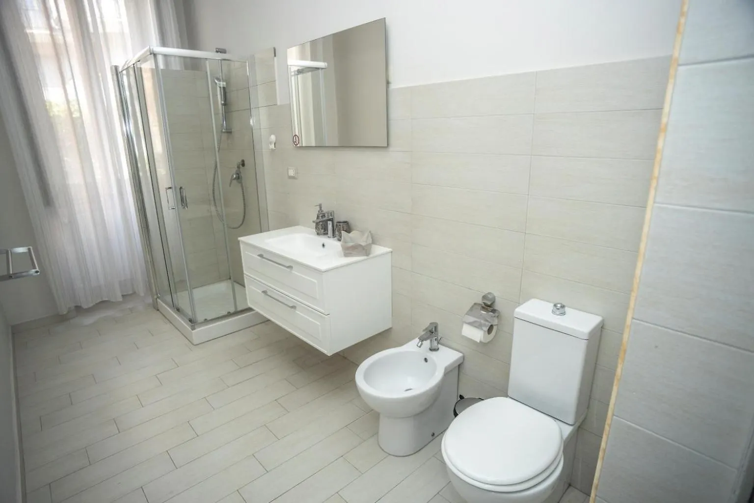 Shr-Sicily Holiday Rooms Katania 0*,  Włochy